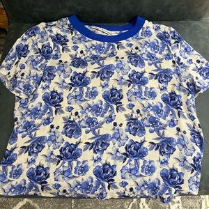 Alice and Olivia short sleeve top